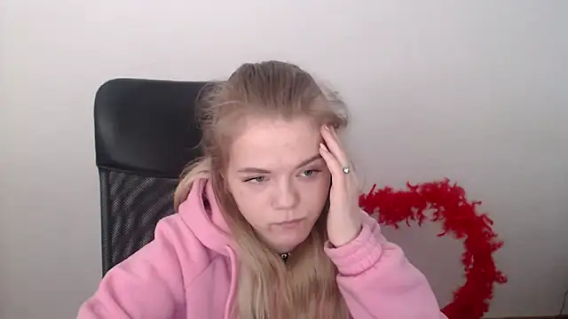 FoxiLana online show from 02/19/26, 08:11