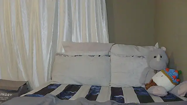 EBONYDEEVA68 online show from 02/25/26, 06:52