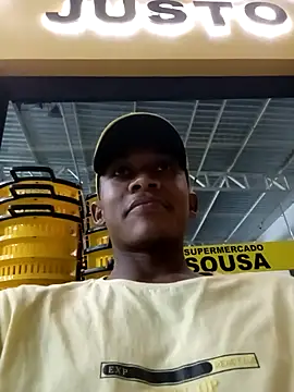 Snapshot of Thasmien chatting on 02/24/26, 12:22 Thasmien online show from 02/24/26, 12:22