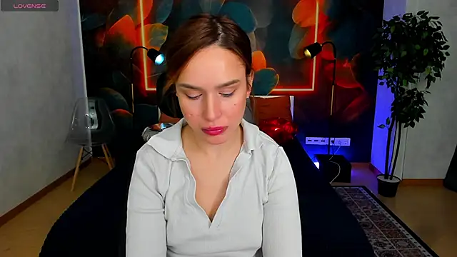 Snapshot of tina_xx_tina chatting on 02/23/26, 01:51 tina xx tina online show from 02/23/26, 01:51