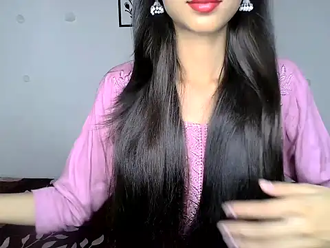 SIKSHA SINGH online show from 05/20/26, 06:16