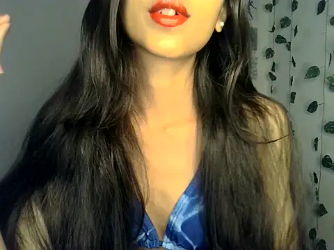 SIKSHA SINGH online show from 02/24/26, 07:42