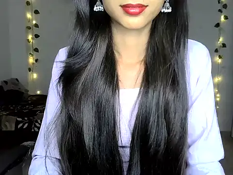 SIKSHA SINGH online show from 05/27/26, 08:27