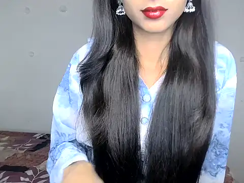 SIKSHA SINGH online show from 04/23/26, 03:02
