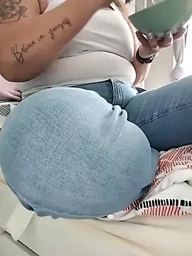 Emma12117 online show from 03/17/26, 09:56