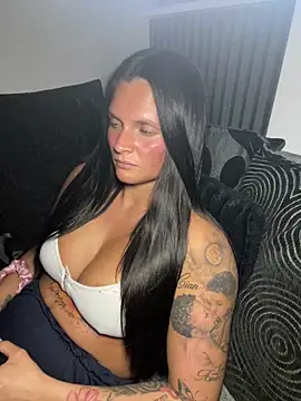 Snapshot of Destinylovex chatting on 03/13/26, 09:31 Destinylovex online show from 03/13/26, 09:31