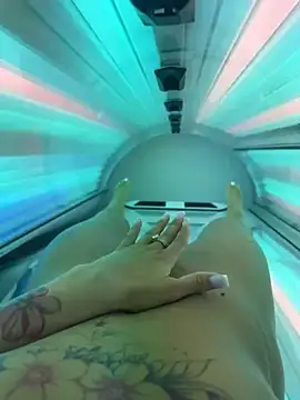 Snapshot of Destinylovex chatting on 04/07/26, 09:22 Destinylovex online show from 04/07/26, 09:22