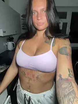 Snapshot of Destinylovex chatting on 03/30/26, 07:48 Destinylovex online show from 03/30/26, 07:48