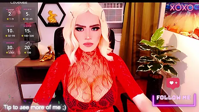 HugeSurpriseLianeTs online show from 04/03/26, 05:30