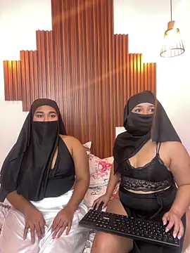 Desert queens online show from 02/25/26, 02:39