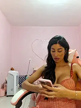 Snapshot of KaterinneMarie chatting on 02/19/26, 03:47 KaterinneMarie online show from 02/19/26, 03:47