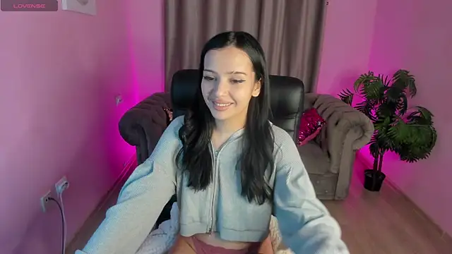 Snapshot of CamillaStars chatting on 03/01/26, 01:44 CamillaStars online show from 03/01/26, 01:44