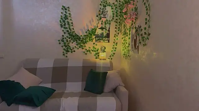 rinamandarina online show from 04/13/26, 01:26