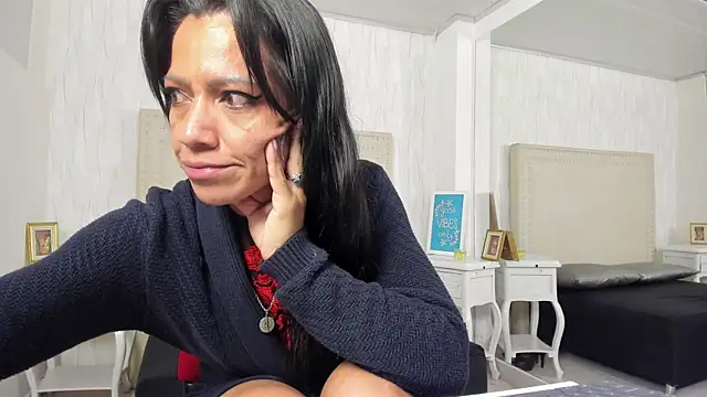 Snapshot of FernandaAvilax chatting on 05/14/26, 06:32 FernandaAvilax online show from 05/14/26, 06:32