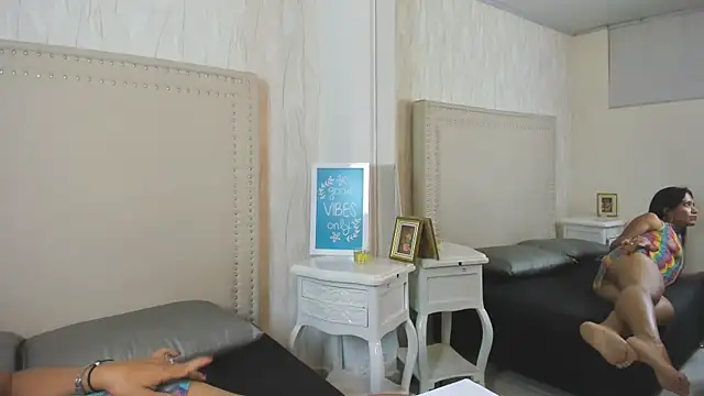Snapshot of FernandaAvilax chatting on 04/21/26, 02:51 FernandaAvilax online show from 04/21/26, 02:51