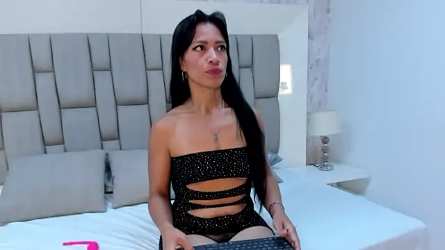 Snapshot of FernandaAvilax chatting on 02/19/26, 07:33 FernandaAvilax online show from 02/19/26, 07:33