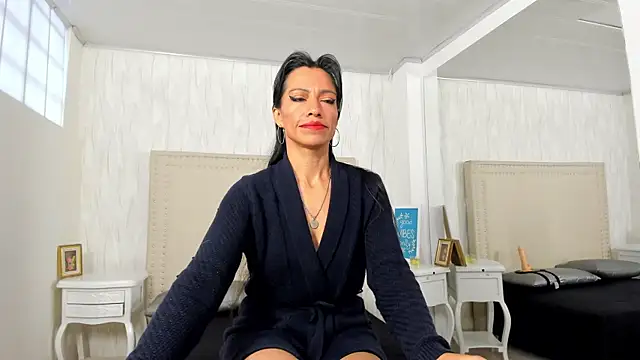 Snapshot of FernandaAvilax chatting on 05/08/26, 07:17 FernandaAvilax online show from 05/08/26, 07:17