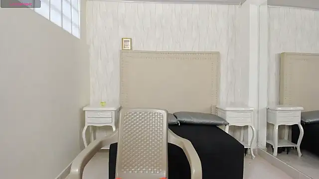 FernandaAvilax online show from 03/26/26, 08:07