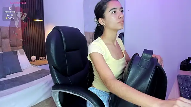 jasmin adams online show from 05/15/26, 10:35