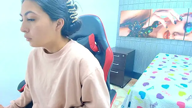 angell cooper8 online show from 03/25/26, 12:15