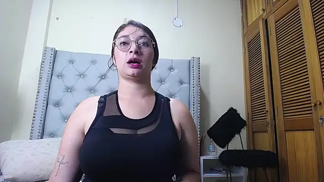 skarlett  36 online show from 04/13/26, 03:38
