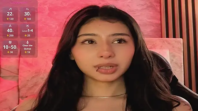 chloe bluee  online show from 03/21/26, 11:03