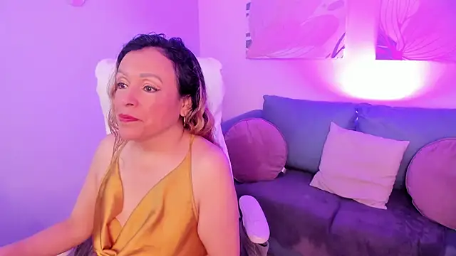 Ivonne 4 online show from 03/29/26, 01:13