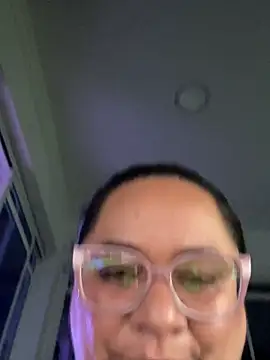 Snapshot of Melanny69x chatting on 05/03/26, 02:16 Melanny69x online show from 05/03/26, 02:16