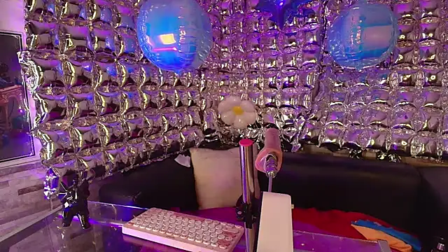 lala cherry online show from 03/18/26, 08:32