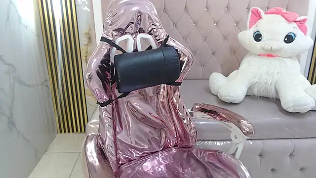 sharyth19 s online show from 03/23/26, 07:58