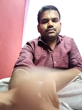 Snapshot of rkr1996kum chatting on 05/13/26, 09:05 rkr1996kum online show from 05/13/26, 09:05