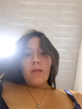 AlessiaKnox online show from 04/04/26, 06:58