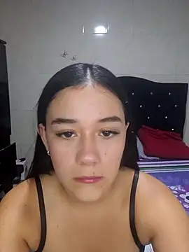 AlessiaKnox online show from 04/29/26, 01:26