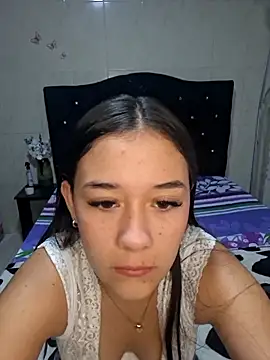 AlessiaKnox online show from 04/15/26, 02:10