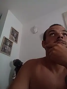 Snapshot of morenitoymorena chatting on 06/20/26, 01:16 morenitoymorena online show from 06/20/26, 01:16