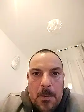 morenitoymorena online show from 04/05/26, 07:31