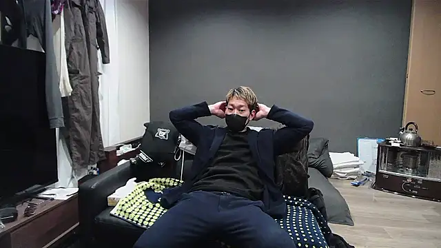 ryuaaaaa online show from 04/22/26, 04:36