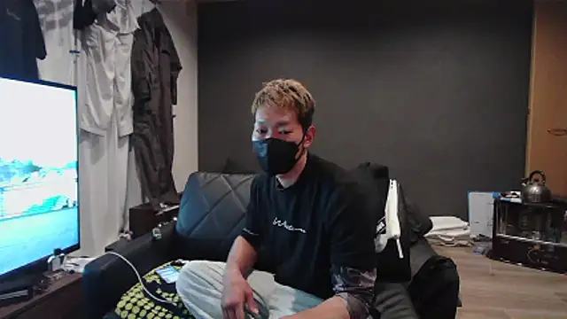 ryuaaaaa online show from 04/15/26, 02:21