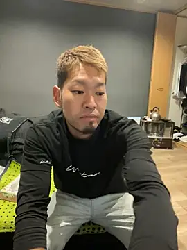 ryuaaaaa online show from 05/06/26, 04:11