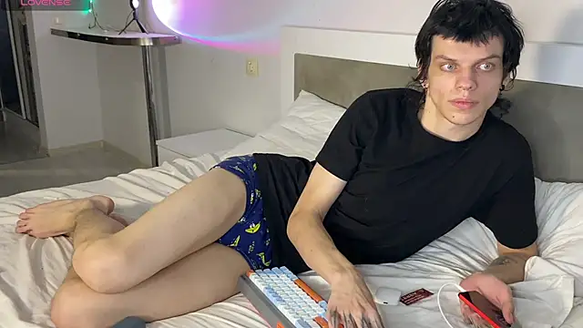 oorange  boy online show from 03/26/26, 01:04