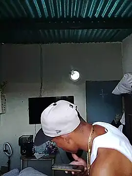 blackhot22c online show from 04/19/26, 04:52