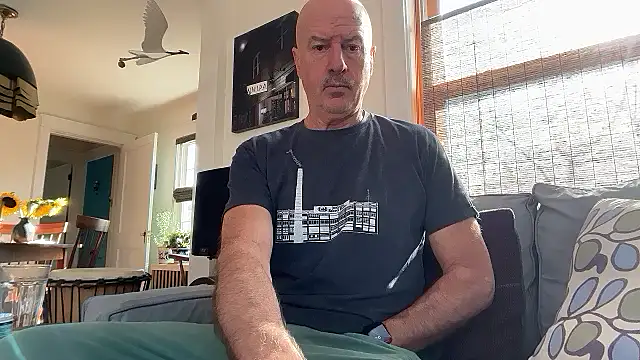 Guy  Grey online show from 03/25/26, 01:21