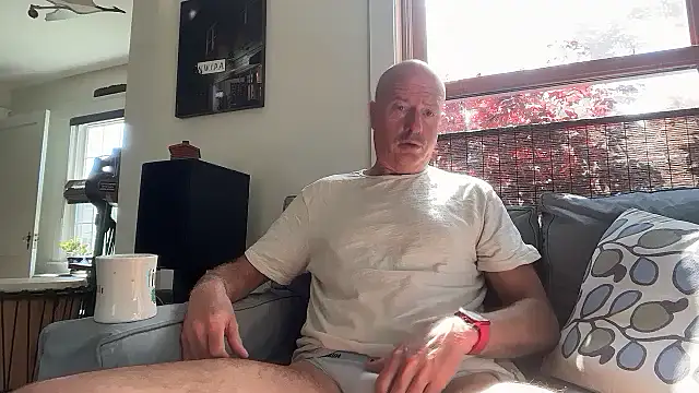 Guy  Grey online show from 06/01/26, 01:22