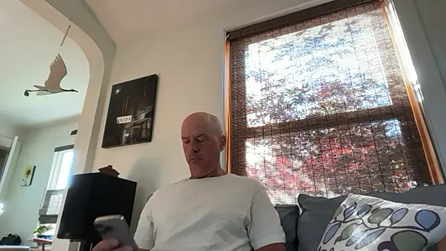 Snapshot of Guy__Grey chatting on 07/17/26, 11:40 Guy Grey online show from 07/17/26, 11:40