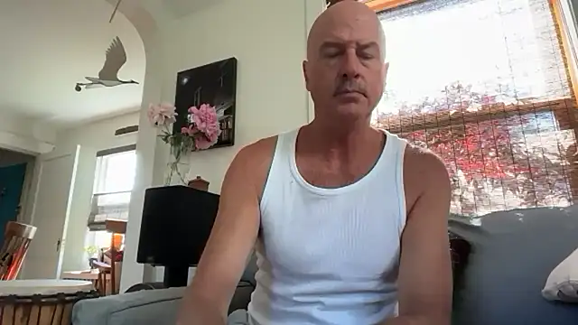 Snapshot of Guy__Grey chatting on 06/16/26, 12:49 Guy Grey online show from 06/16/26, 12:49