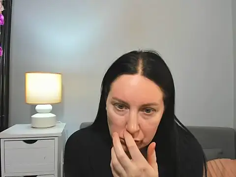 Snapshot of MiaFair chatting on 02/20/26, 01:35 MiaFair online show from 02/20/26, 01:35