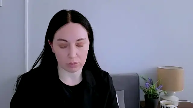 MiaFair online show from 04/04/26, 03:18