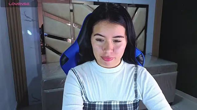 Kylia a online show from 03/23/26, 08:19