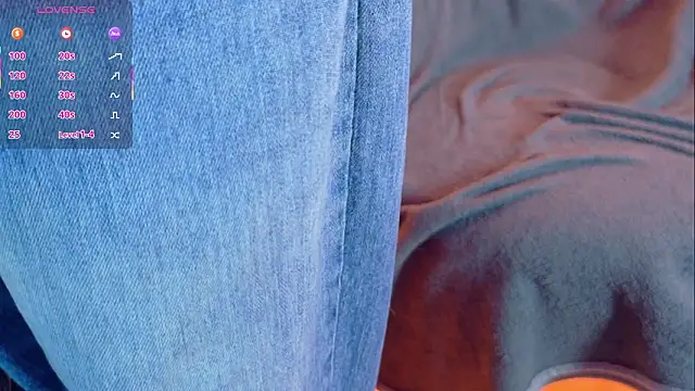 lui x dust online show from 03/12/26, 04:07