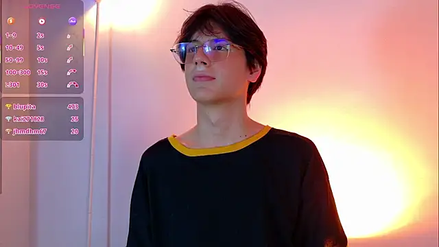 lui x dust online show from 03/02/26, 07:15